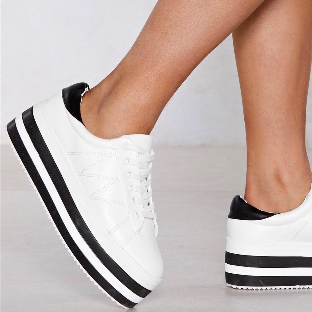 Platform sneakers